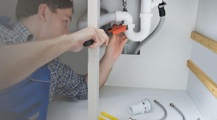 Professional sink repair in Newman, CA
